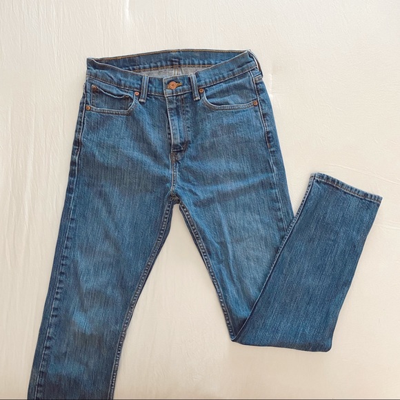 Men’s Levi’s Jeans - Picture 3 of 3